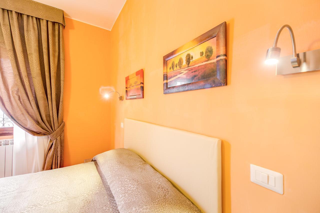 Domus Cornelia Bed & Breakfast โรม ภายนอก รูปภาพ